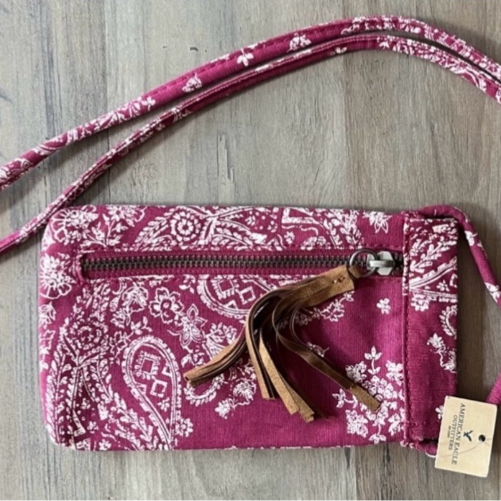 🦅American Eagle Outfitters Crossbody
